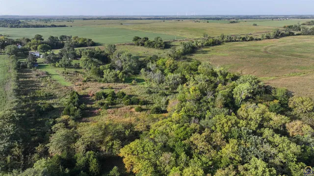 $184,485 | 2154 Road 300, Reading, KS 66868