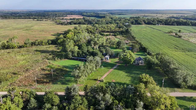 $184,485 | 2154 Road 300, Reading, KS 66868