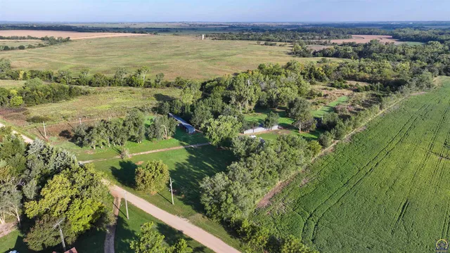 $184,485 | 2154 Road 300, Reading, KS 66868