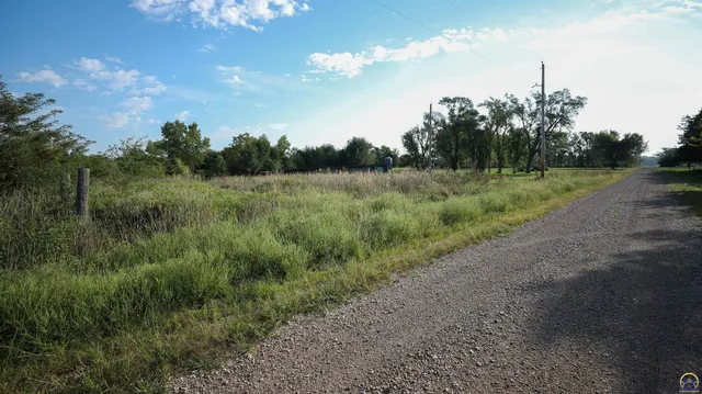 $184,485 | 2154 Road 300, Reading, KS 66868