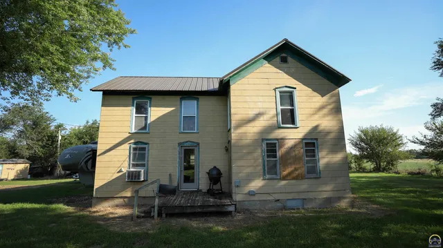 $184,485 | 2154 Road 300, Reading, KS 66868