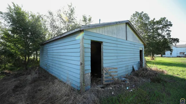 $184,485 | 2154 Road 300, Reading, KS 66868