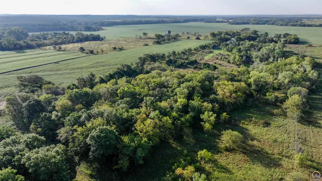 $184,485 | 2154 Road 300, Reading, KS 66868