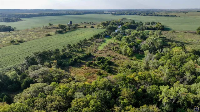 $184,485 | 2154 Road 300, Reading, KS 66868