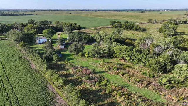 $184,485 | 2154 Road 300, Reading, KS 66868