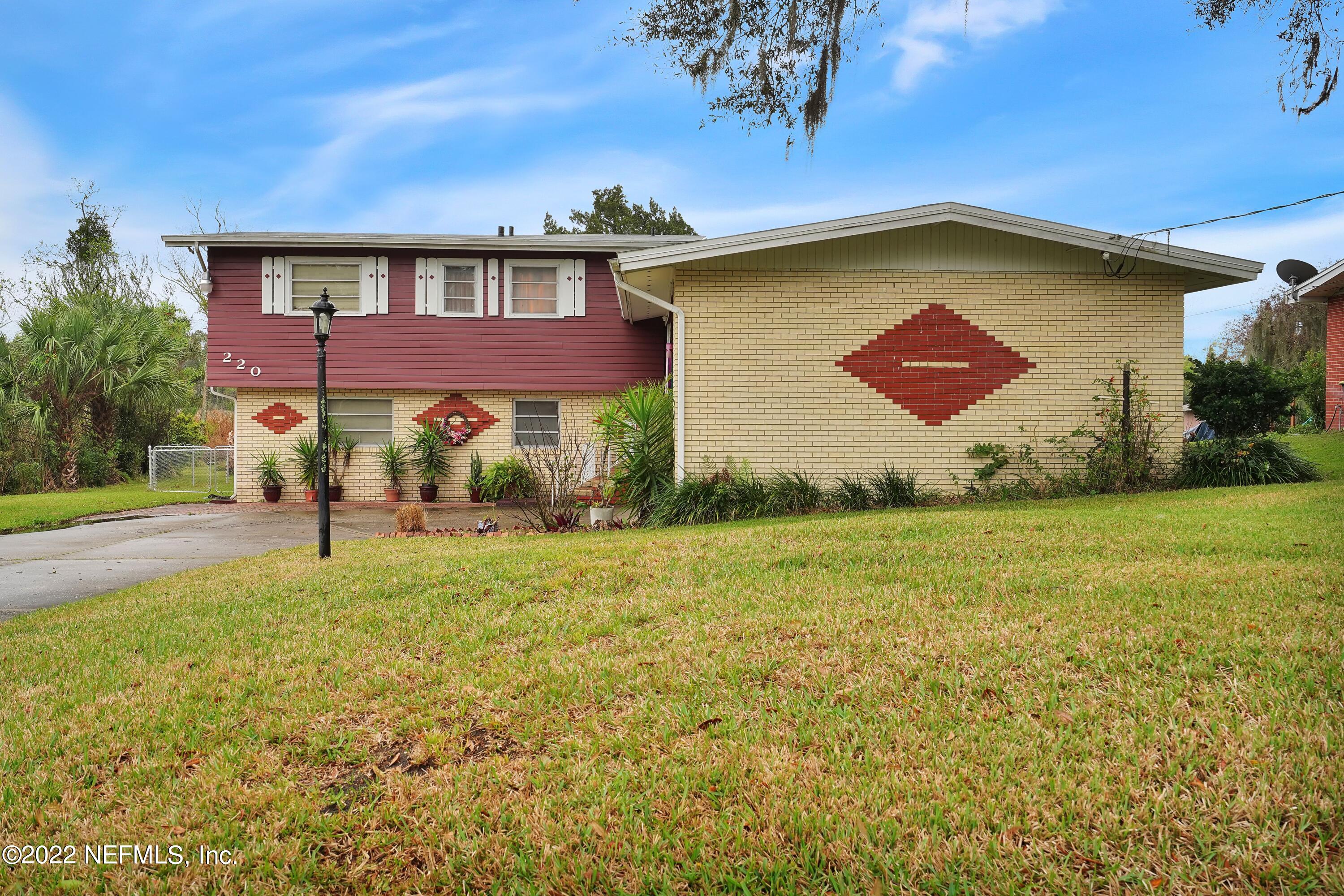 220 Baisden Road Jacksonville, FL 32218 - Photo 2 of 39 1647455426-002-220-Baisden-Rd-Jacksonvil