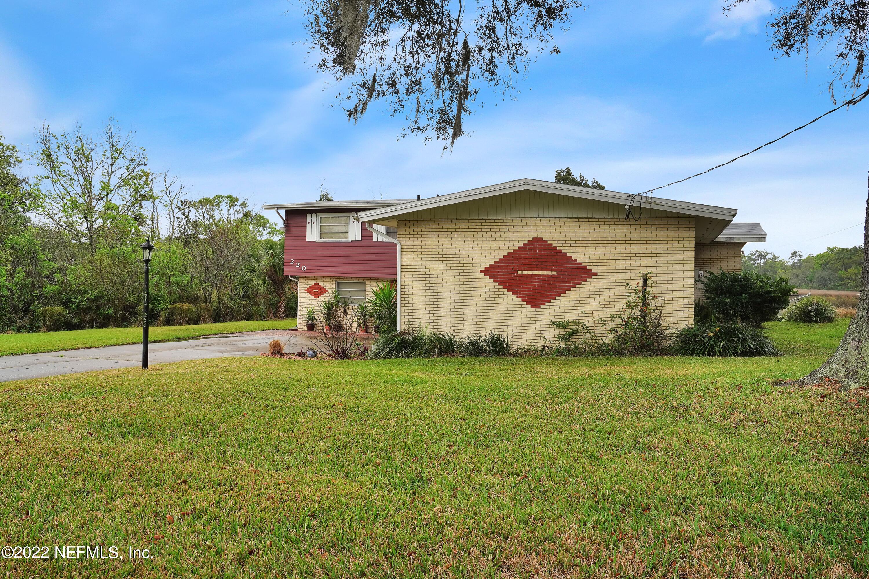 220 Baisden Road Jacksonville, FL 32218 - Photo 3 of 39 1647455426-003-220-Baisden-Rd-Jacksonvil