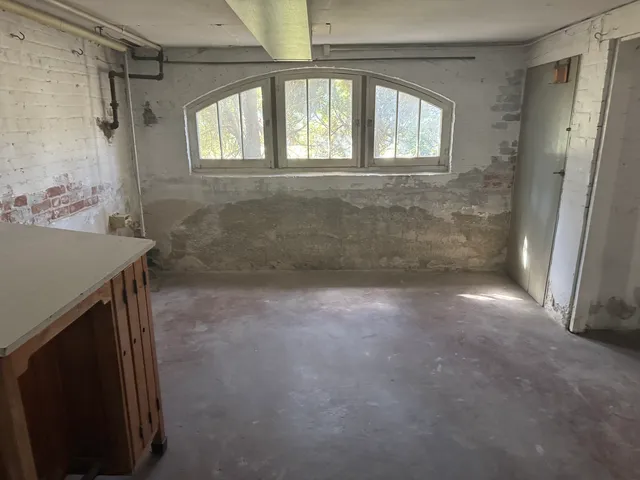 $249,000 | 2737 South Harvey Avenue, Berwyn, IL 60402