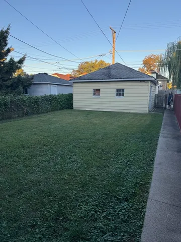 $249,000 | 2737 South Harvey Avenue, Berwyn, IL 60402