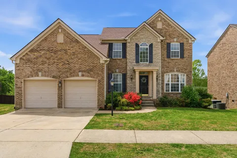 $630,000 | 3033 Brookview Forest Drive, Nashville, TN 37211