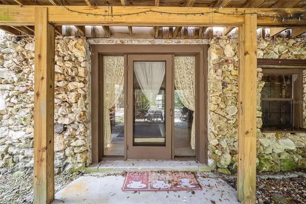 $2,000,000 | 13646 Highway 27, Morriston, FL 32668