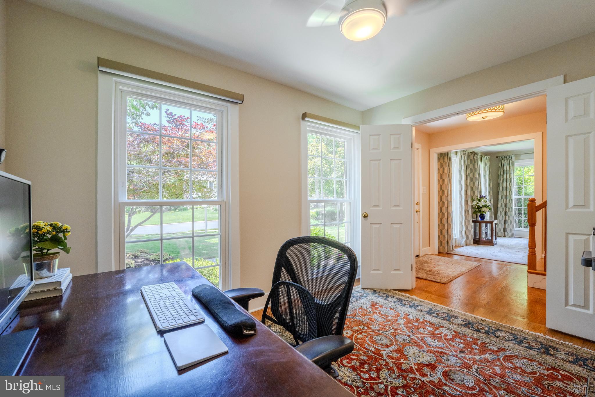 11910 Winstead Lane Reston, VA 20194 - Photo 17 of 80 Main Level Home Office