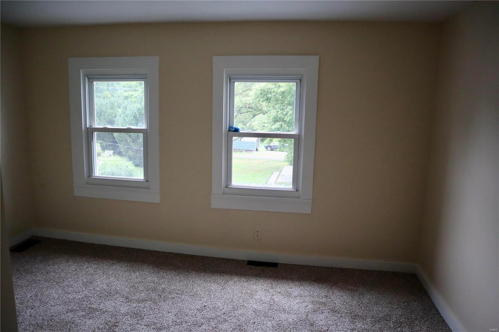409 Maple Carrollton, IL 62016 - Photo 29 of 42 Gallery Image 29