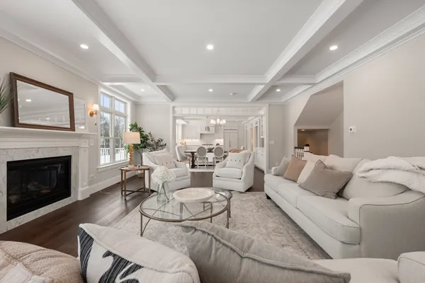 $3,250,000 | 11 Wyndemere Lane, Natick, MA 01760