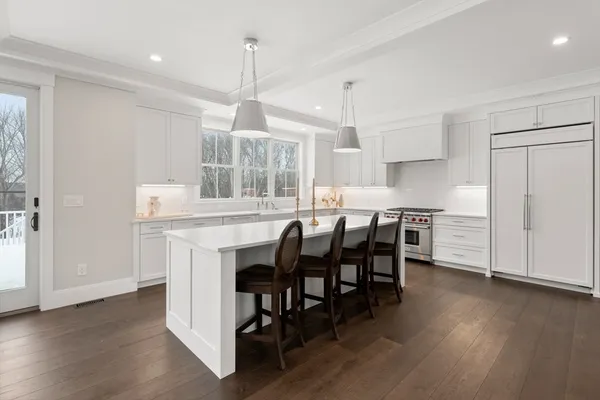 $3,250,000 | 11 Wyndemere Lane, Natick, MA 01760