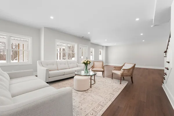 $3,250,000 | 11 Wyndemere Lane, Natick, MA 01760