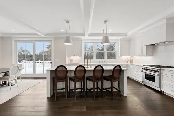 $3,250,000 | 11 Wyndemere Lane, Natick, MA 01760