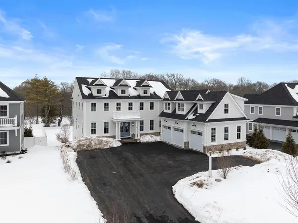 $3,250,000 | 11 Wyndemere Lane, Natick, MA 01760