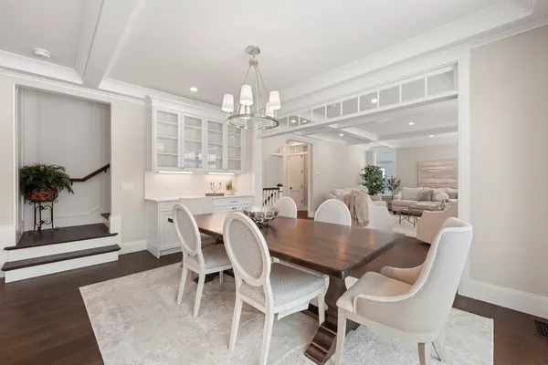 $3,250,000 | 11 Wyndemere Lane, Natick, MA 01760