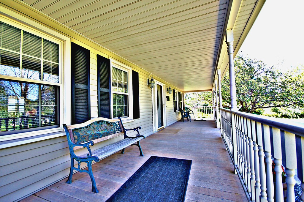 8 Millville Road Mendon, MA 01756 - Photo 2 of 16 Gallery Image 2