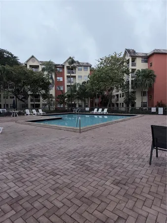 $2,250 | 8160 Geneva Court, Unit 202, Doral, FL 33166