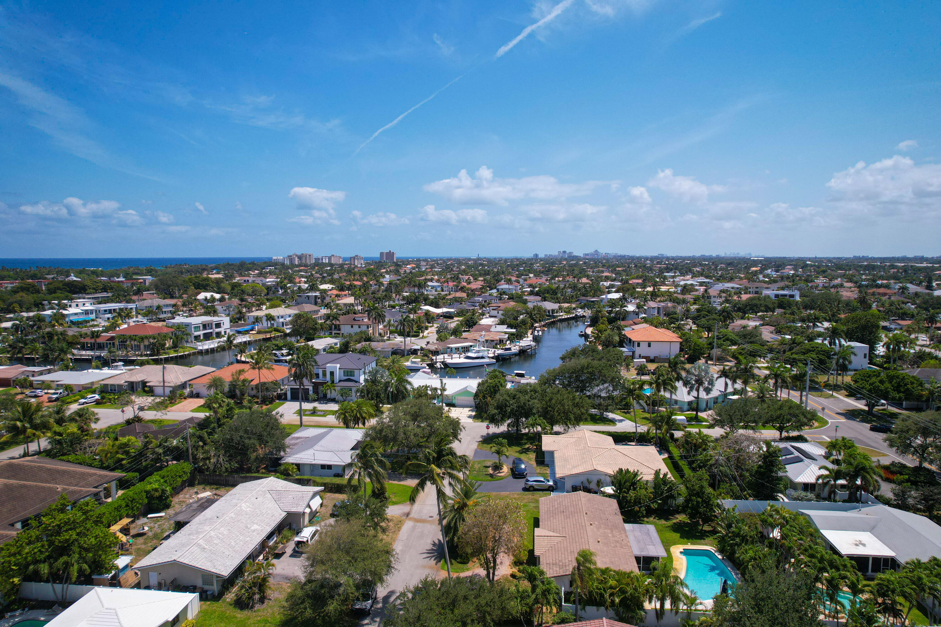 5111 Northeast 27th Terrace Lighthouse Point, FL 33064 - Photo 2 of 23 DJI_0995