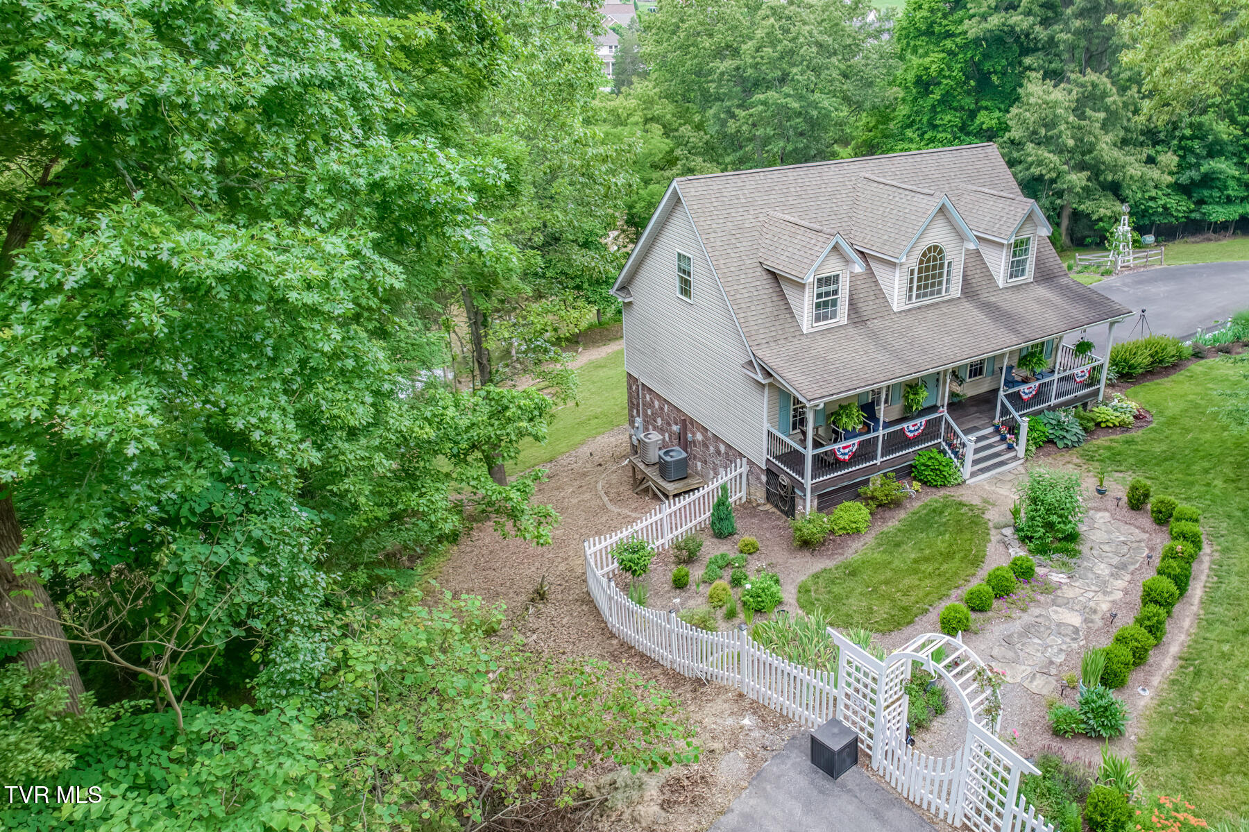 4100 Cooks Landing Road Kingsport, TN 37664 - Photo 3 of 76 4100 Cooks Landing Rd-3