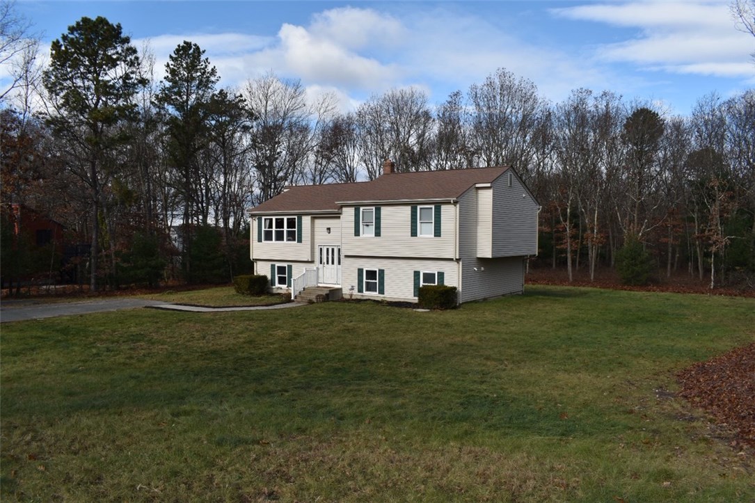 20 Mishnock Road Coventry, RI 02816 - Photo 2 of 28 Gallery Image 2
