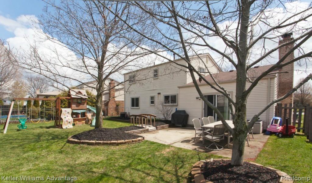 42496 Saltz Road Canton, MI 48187 - Photo 3 of 25 _MG_7804.jpg