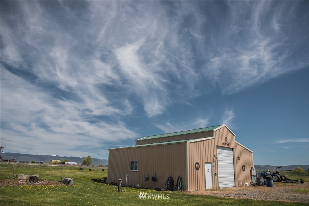 773 Watson Road Ellensburg, WA 98926 - Photo 3 of 24 Gallery Image 3