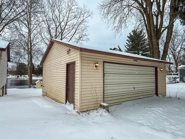 $299,000 | 52376 Joy Drive, Dowagiac, MI 49047