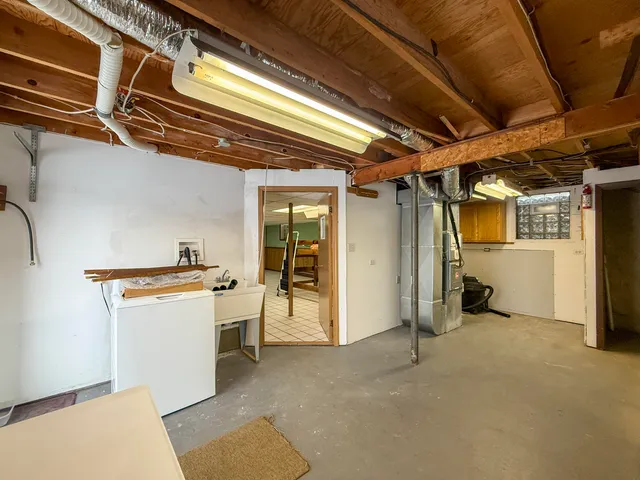 $299,000 | 52376 Joy Drive, Dowagiac, MI 49047