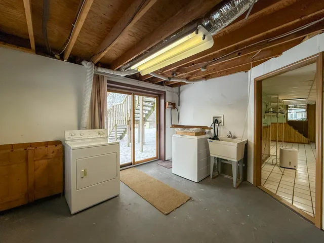 $299,000 | 52376 Joy Drive, Dowagiac, MI 49047