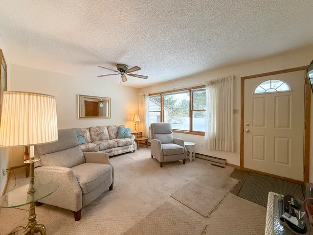 $299,000 | 52376 Joy Drive, Dowagiac, MI 49047