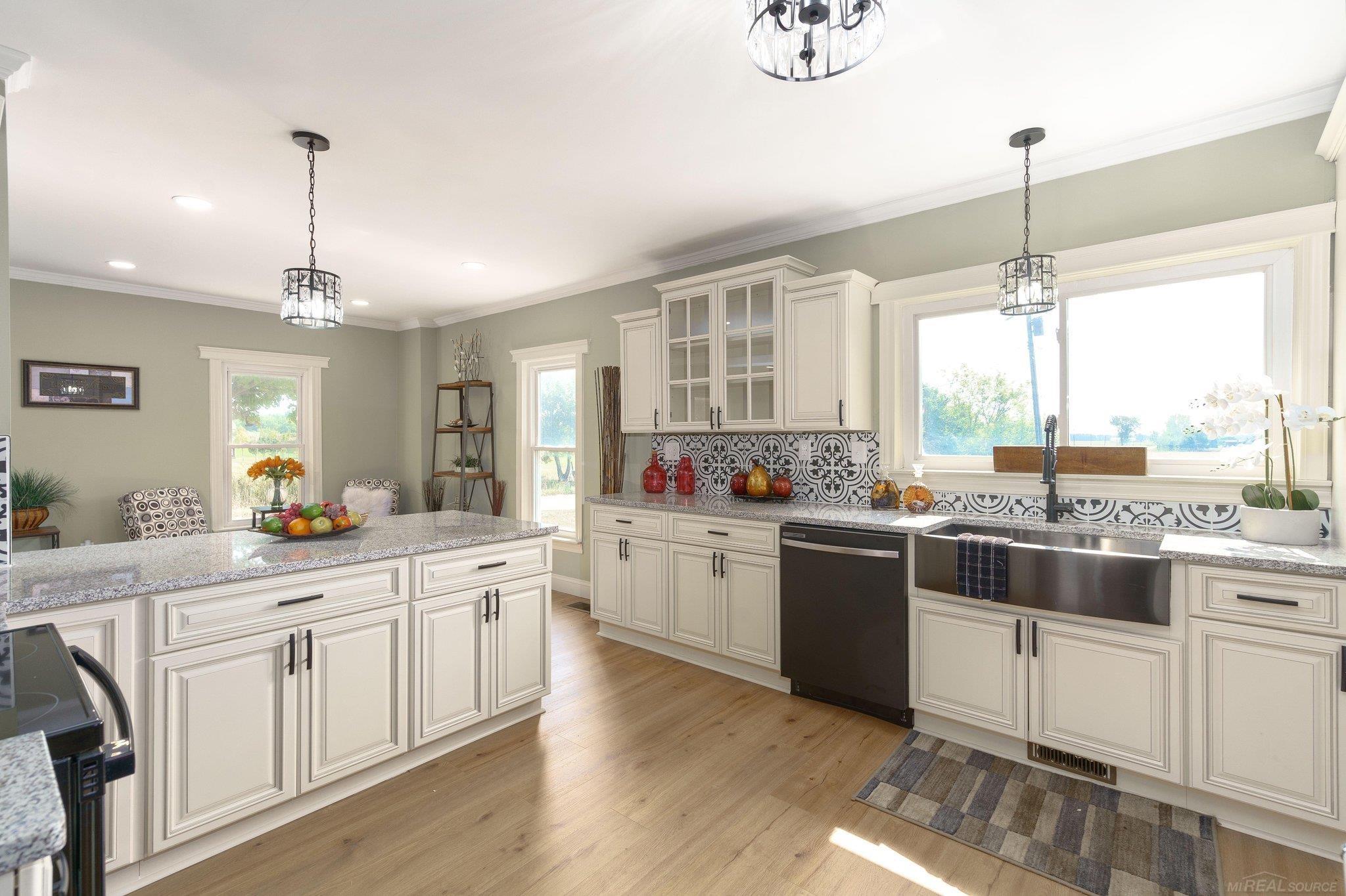 1617 Sperry Road Allenton, MI 48002 - Photo 19 of 39 50155301-ba8444bb-bf7d-450b-b422-ecb4d8bc2c78.JPG