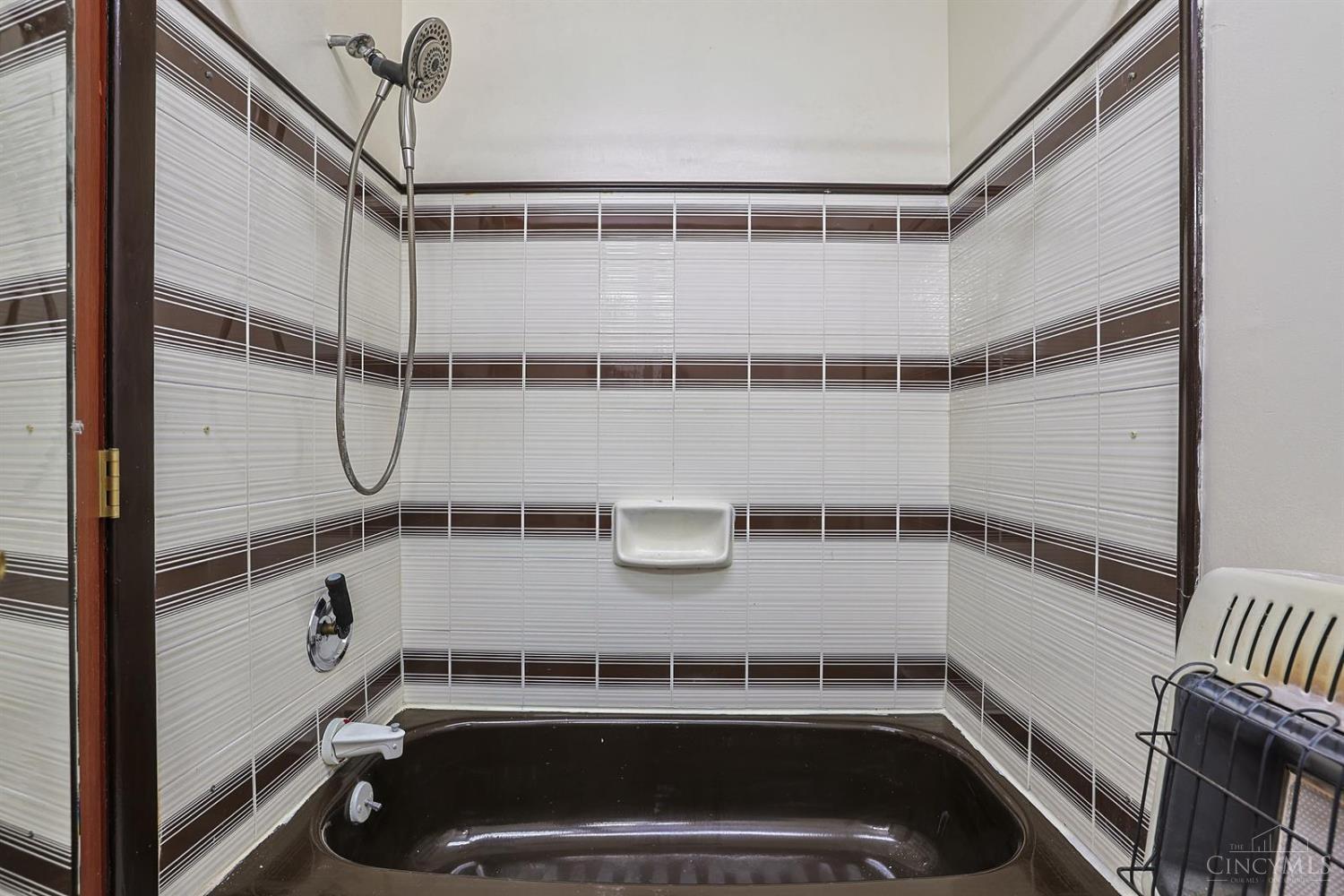 8877 Wuest Road Cincinnati, OH 45251 - Photo 61 of 64