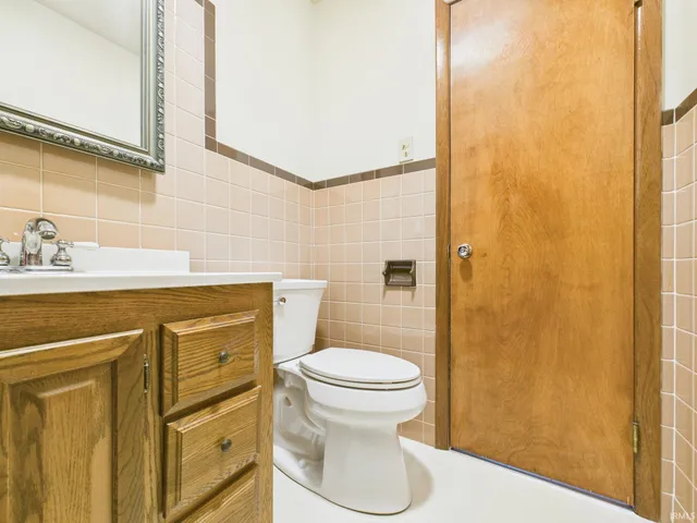 $240,000 | 729 I Avenue, New Castle, IN 47362