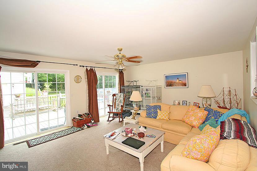 425 Calvert Road Stevensville, MD 21666 - Photo 9 of 23 Family Room