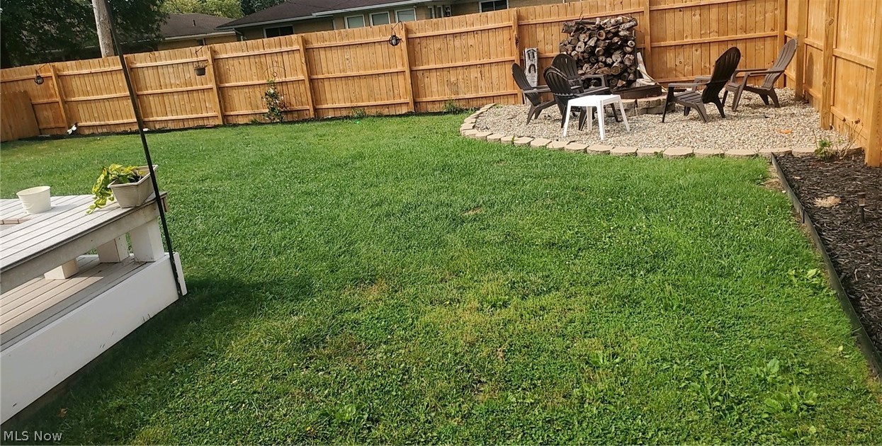 8530 Banner Lane Parma, OH 44129 - Photo 6 of 19 Back Yard