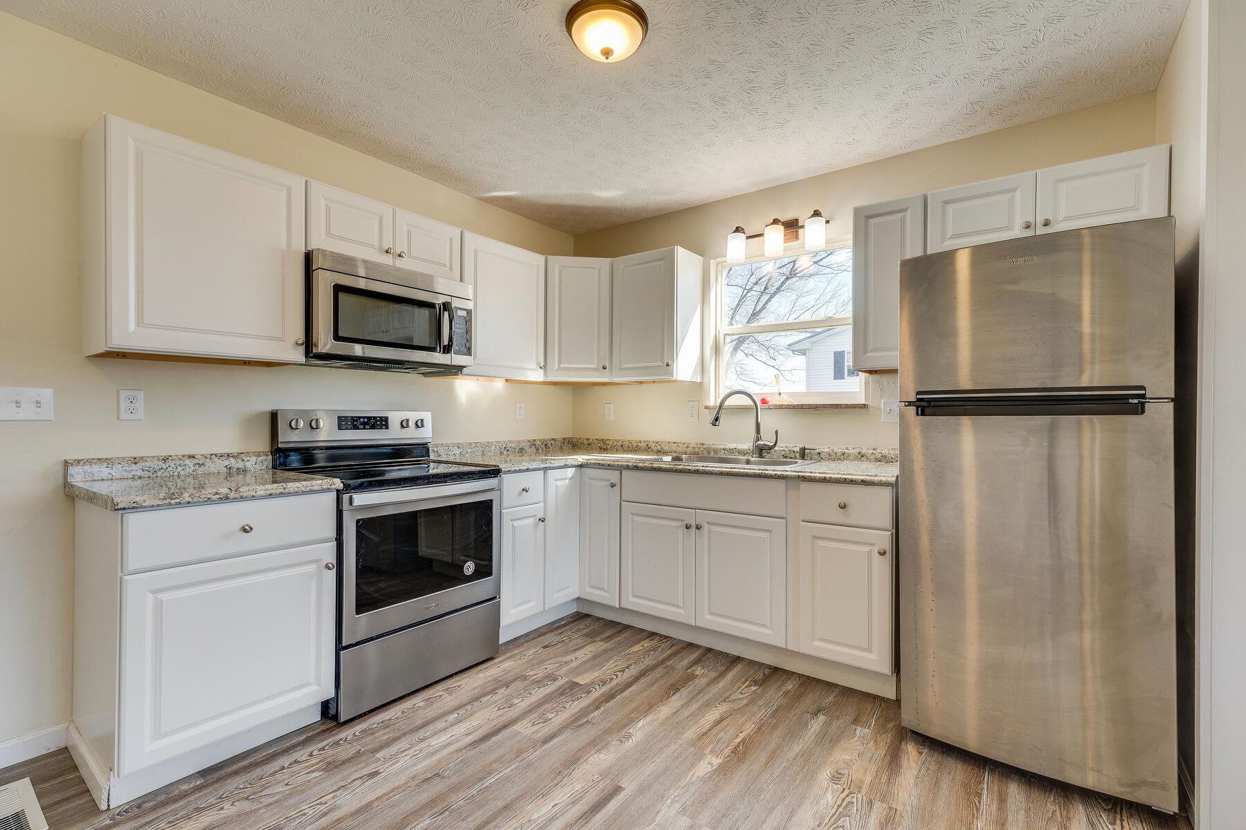 1739 South Allens Bridge Road Greeneville, TN 37743 - Photo 13 of 41 011