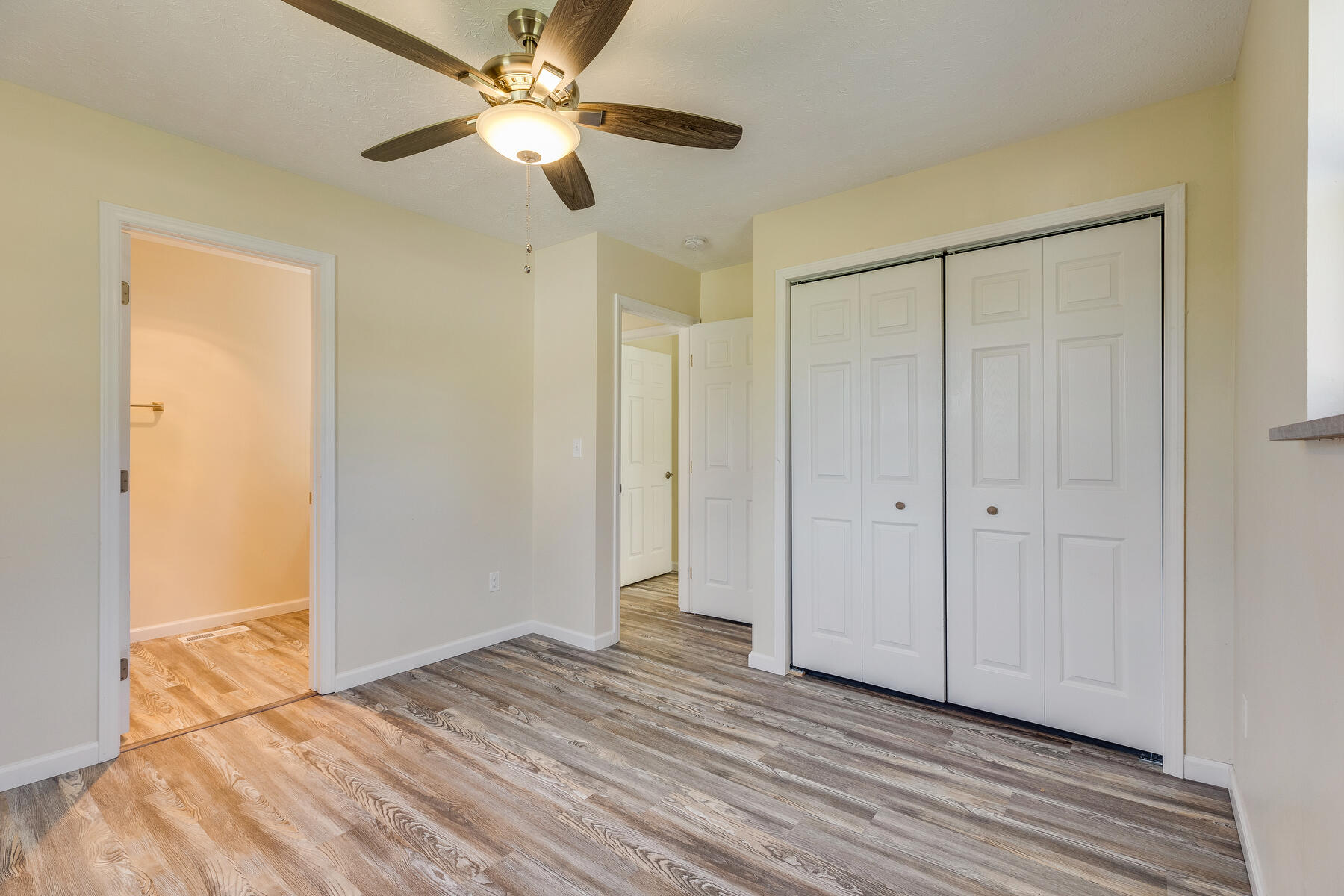 1739 South Allens Bridge Road Greeneville, TN 37743 - Photo 18 of 41 016