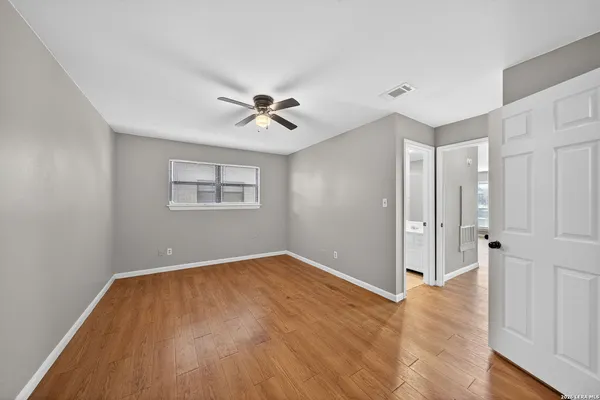 $1,200 | 11843 Braesview, Unit 2311, San Antonio, TX 78231