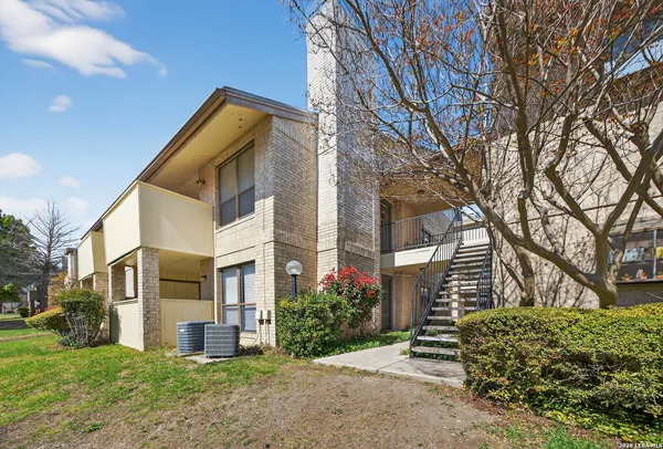 $1,200 | 11843 Braesview, Unit 2311, San Antonio, TX 78231