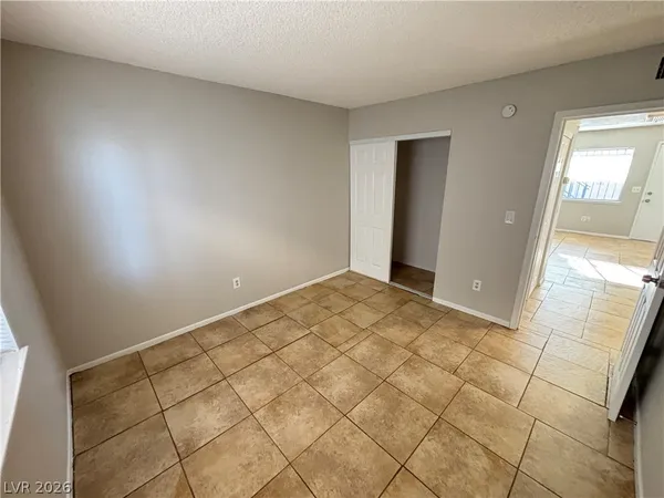 $950 | 3431 East Cheyenne Avenue, Unit A, North Las Vegas, NV 89030