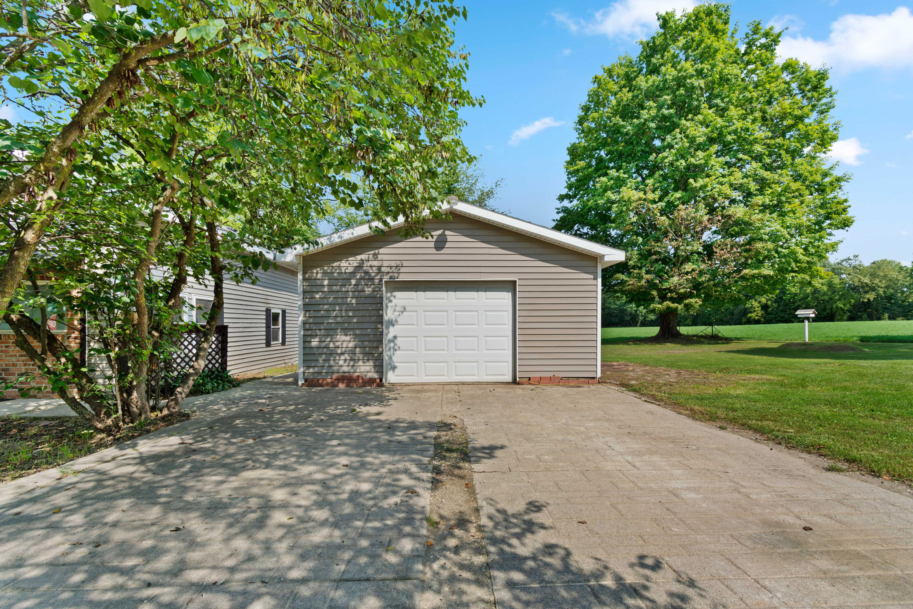 12000 Mercer Road Jerome, MI 49249 - Photo 11 of 31 11