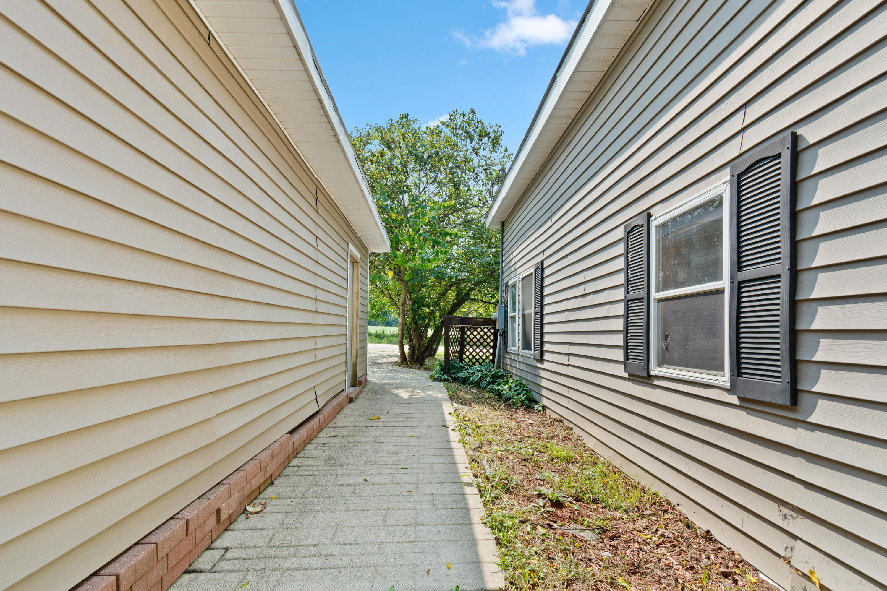 12000 Mercer Road Jerome, MI 49249 - Photo 10 of 31 10