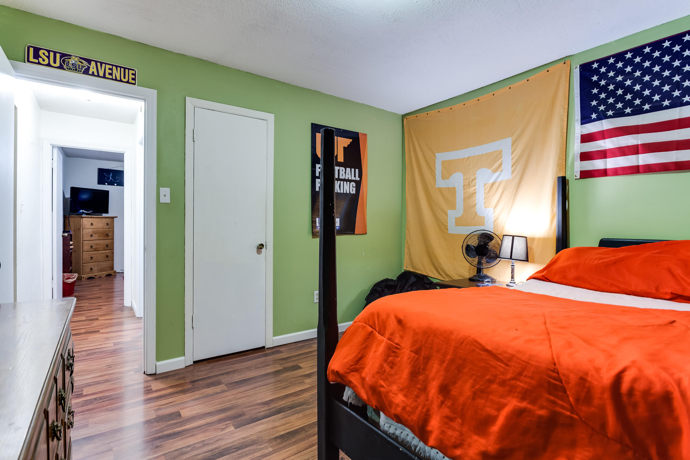 6117 Perry Road Knoxville, TN 37914 - Photo 27 of 40 Guest Bedroom 2