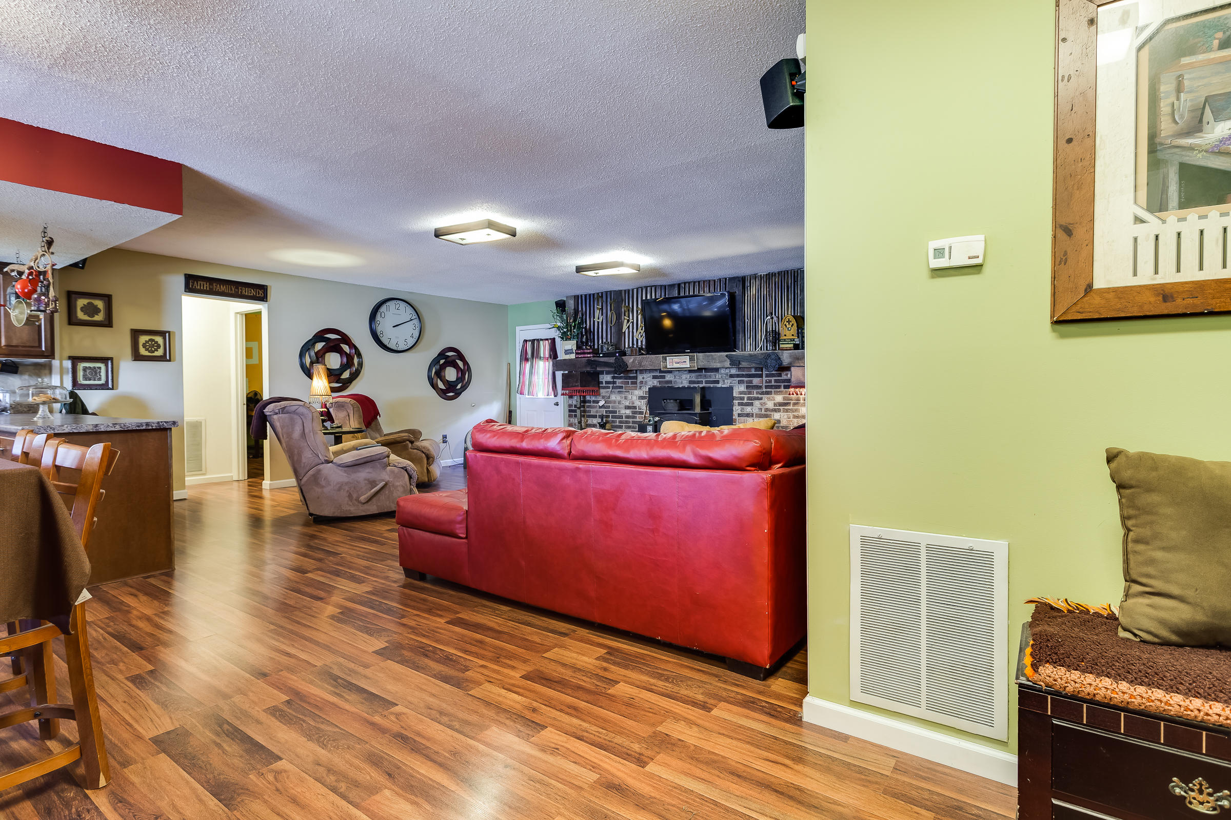 6117 Perry Road Knoxville, TN 37914 - Photo 8 of 40 Foyer to great room