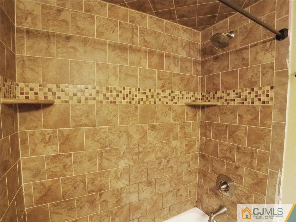 72 Racetrack Road East Brunswick, NJ 08816 - Photo 12 of 23 Gallery Image 12