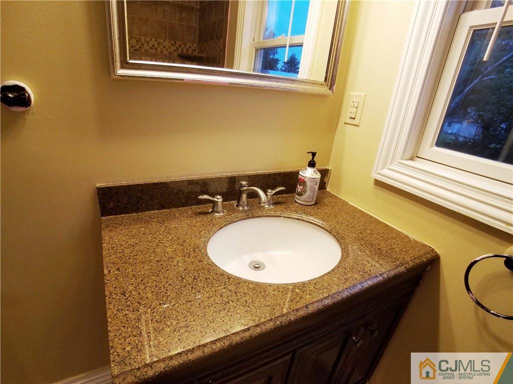 72 Racetrack Road East Brunswick, NJ 08816 - Photo 13 of 23 Gallery Image 13